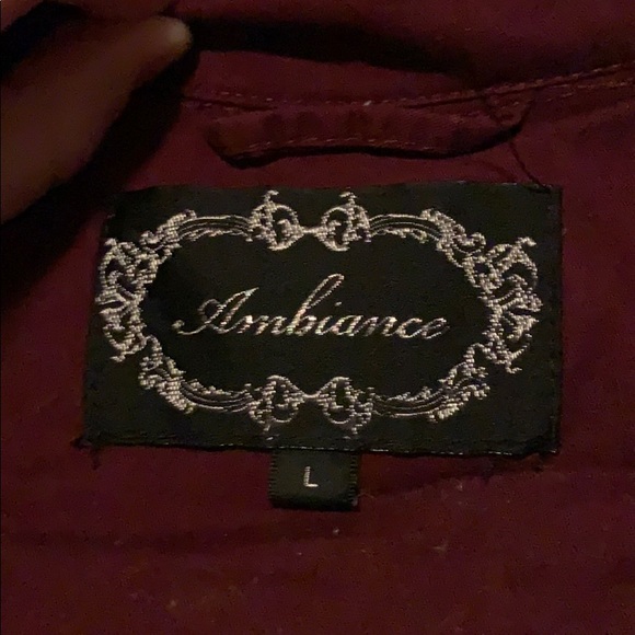 Maroon jacket - Picture 3 of 4